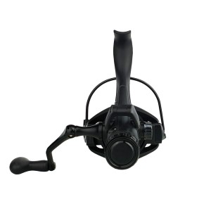 Kołowrotek Robinson Method F-Runner FD 404 – lekki feederowy kołowrotek z wolną szpulą