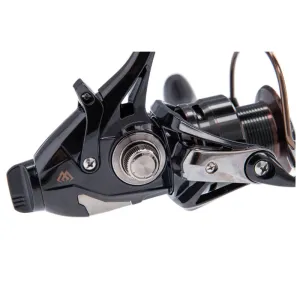 Mikado Katsudo Runner 3005 FD – kompaktowy kołowrotek z wolnym biegiem do metody i feedera