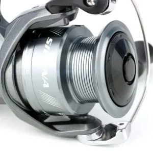 Shimano Sienna RE 4000 – uniwersalny kołowrotek z tylnym hamulcem