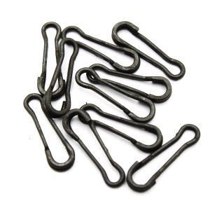 Agrafka Uniwersalna M UNDERCARP – szybka i pewna wymiana zestawu