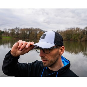 Czapka Preston White Ventamesh HD Cap – przewiewna czapka wędkarska z siatką