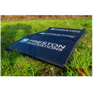 Mata karpiowa Preston Fold Away Unhooking Mat – kompaktowa, lekka i bezpieczna