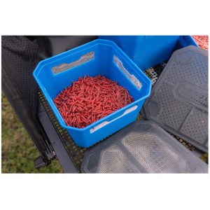 Pudełko na przynęty Preston Venta Window Bait Tub 3PT 1,8L – wentylowany pojemnik