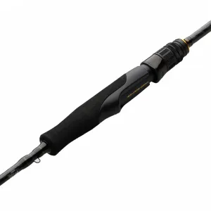 Wędka Savage Gear SG2 Medium Game 2.51 m 7–23 g – szybki spinning z włókna Toray